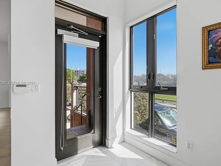 8390 SW 72nd Ave — Photo 8