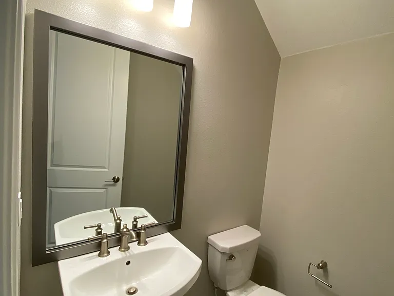 4671 Almada Ln — Photo 14