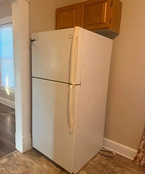 409 W Walnut St — Photo 22