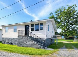 106 Treuil Ln, Belle Chasse, LA 70037