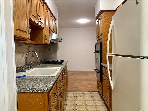 3rd image of 6042 75th St #1