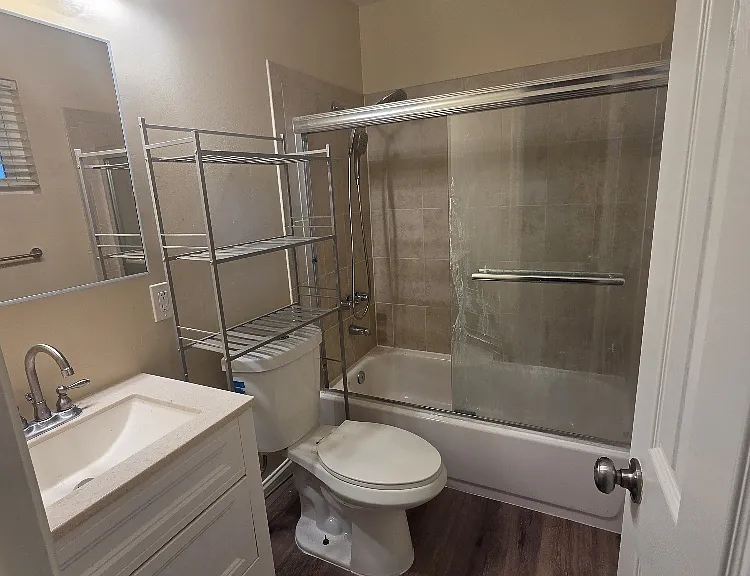 550 California St #1 — Photo 10