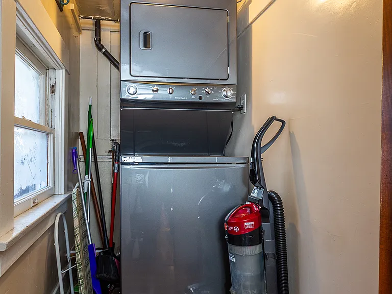 708 E Alta Way — Photo 43