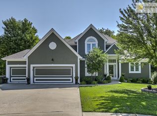 14165 NW 66th Ct, Parkville, MO 64152