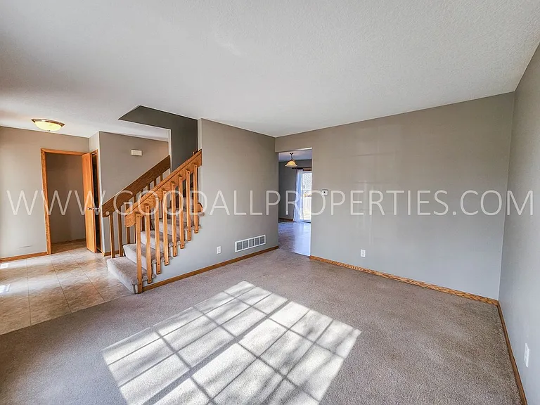 575 SE Melrose Dr — Photo 8