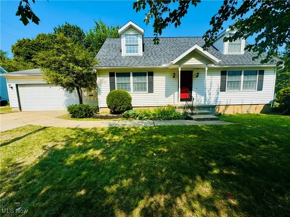 9253 E Edmunds Ave, Cleveland, OH 44106