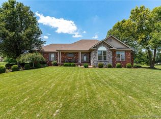 3936 Highland Lake Dr, Georgetown, IN 47122