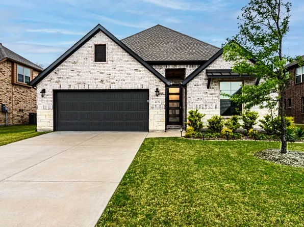 408 Mercer Dr, Nevada, TX 75173