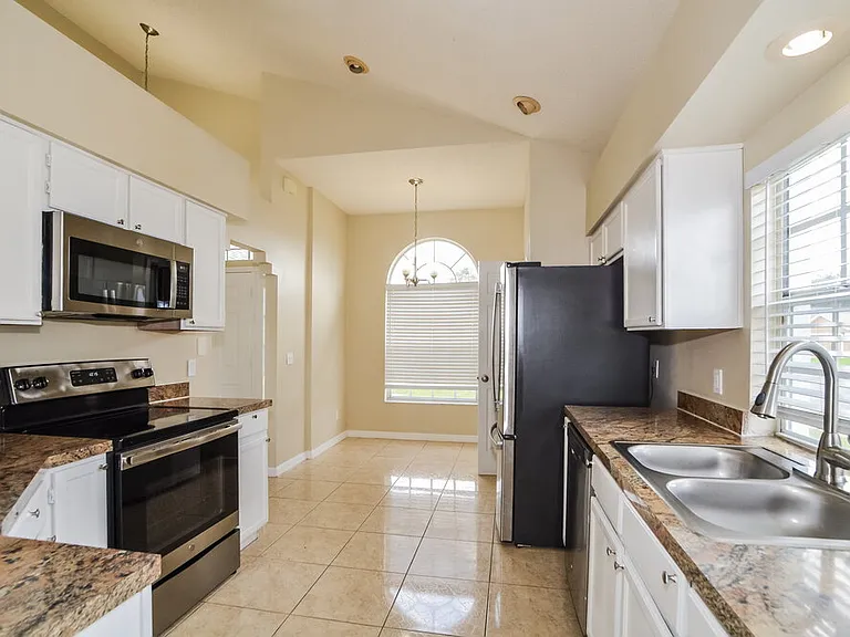 8603 Fort Jefferson Blvd — Photo 8