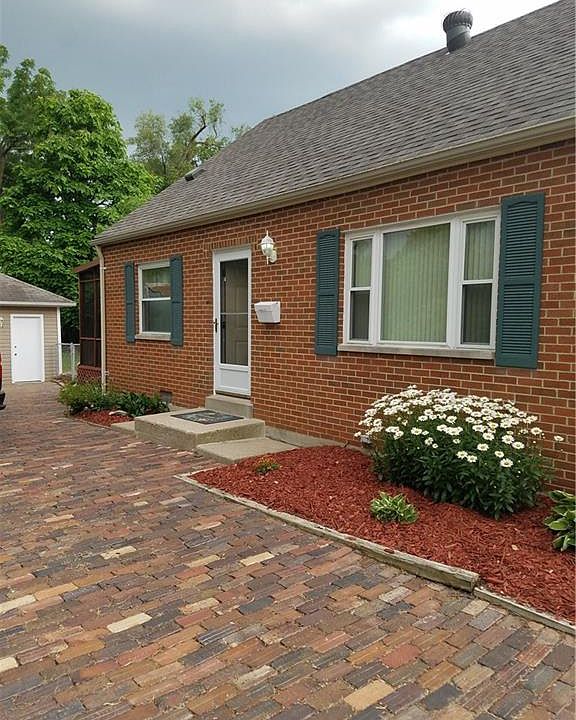 1st image of 24 Eastdale Dr