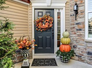 7 Raspberry Ln, Long Valley, NJ 07853