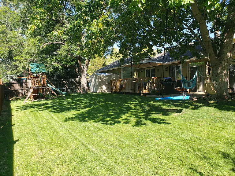 1601 Barnwood Dr — Photo 19