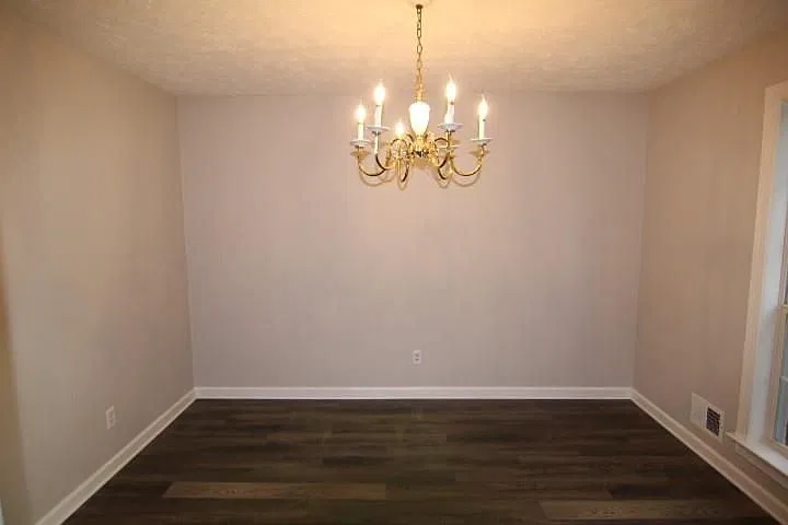 3 bed, 2.0 bath, 2016 sqft, $2,300 — Photo 4