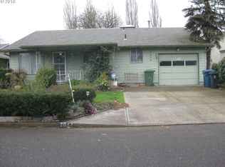 2042 King Way, Woodburn, OR 97071