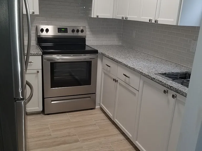 Kitchen example on Luerne