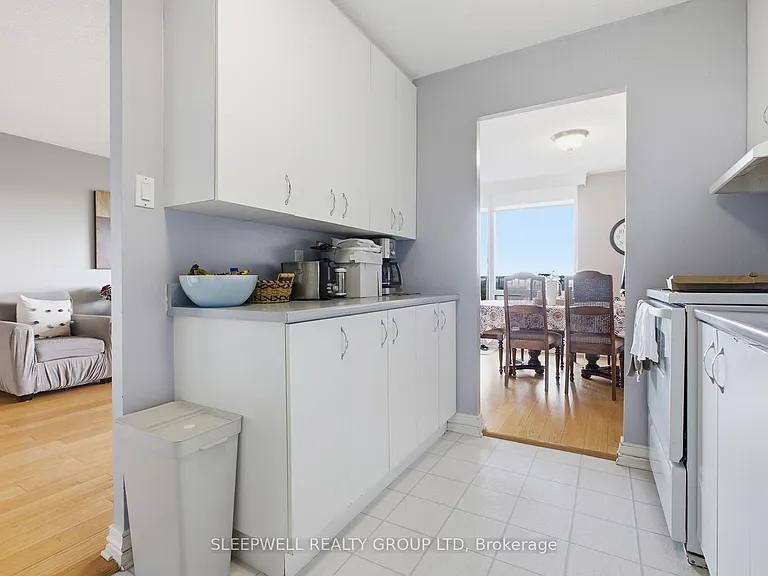 665 Bathgate Dr #712 — Photo 11