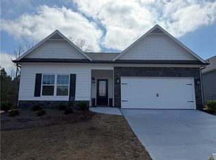 17 Cedar Hill Dr, Dallas, GA 30132