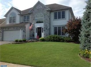 11 Cordell Dr, Stevens, PA 17578