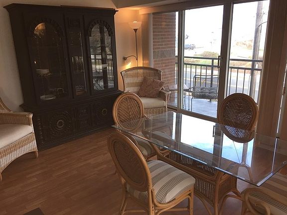 5th image of 121 Nantasket Ave APT 201