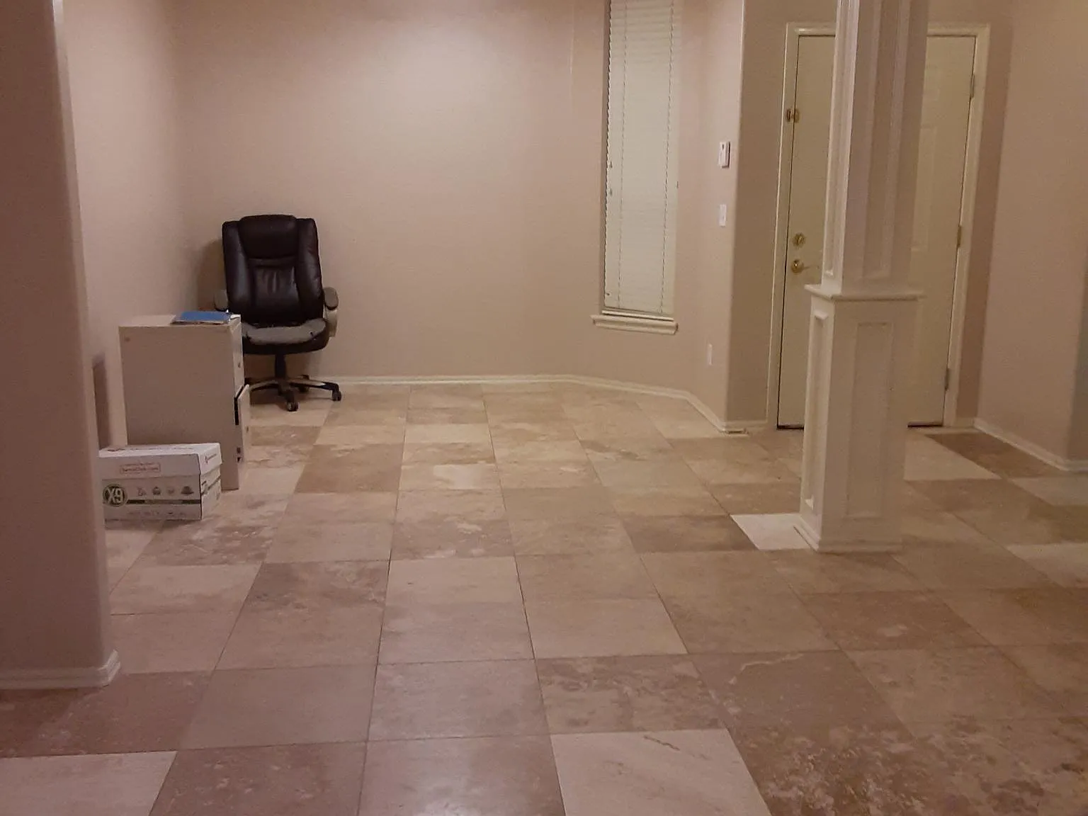4 bed, 1917 sqft, $2,200 — Photo 4