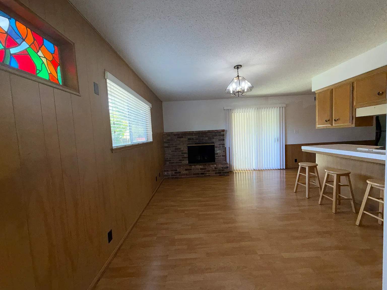 2 bed, 1266 sqft, $2,100 — Photo 4