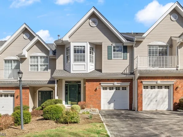 12 Kensington Dr, Randolph Twp., NJ 07869