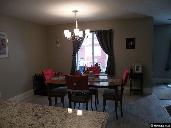 4th image of 230 Caribou Dr