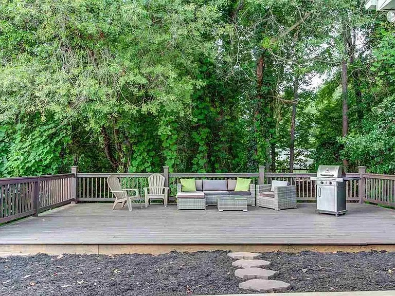 6 Parkwalk Dr — Photo 23