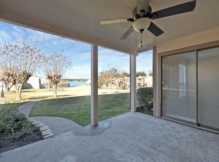 104 Lakeview Ter #D, Montgomery, TX 77356