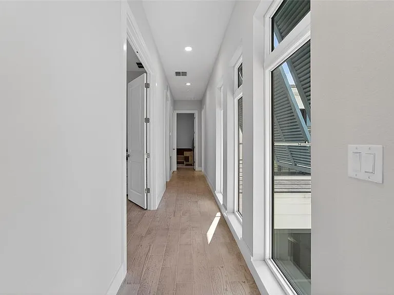 5917 Cat Claw Ln — Photo 56
