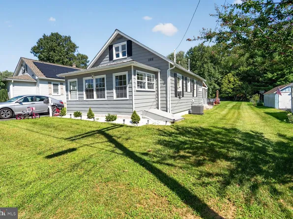 101 Oak St, Edgewood, MD 21040