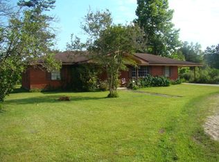 41 Morgan Seal Rd, Picayune, MS 39466