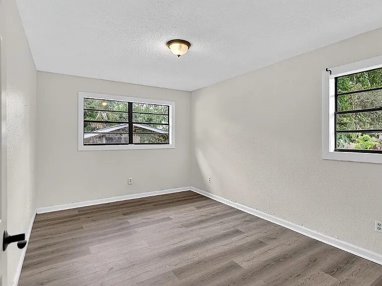 6220 W Thorpe St — Photo 14