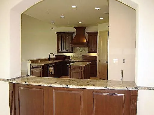30 Stone Hill Ct — Photo 3