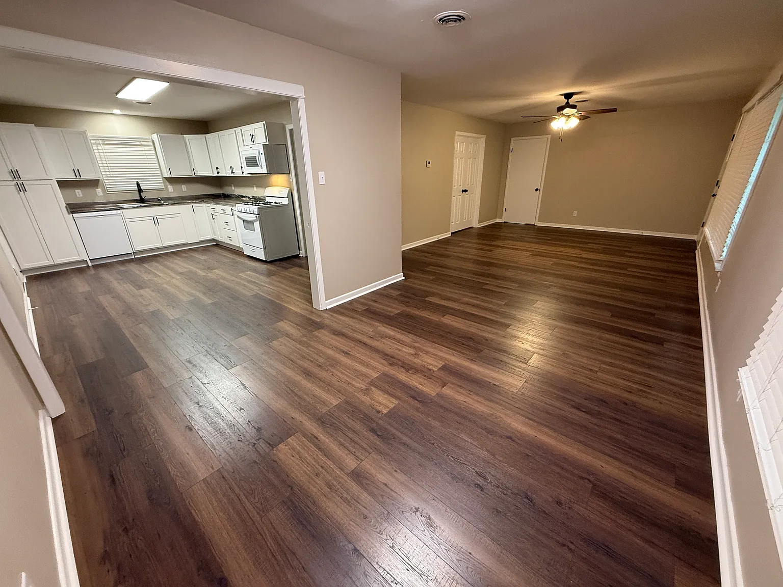 3 bed, 1485 sqft, $1,650 — Photo 2