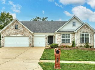 527 Meramec View Dr, Eureka, MO 63025