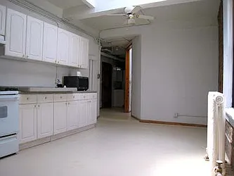 Rented by R New York