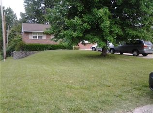 2104 Union Rd, Saint Louis, MO 63125