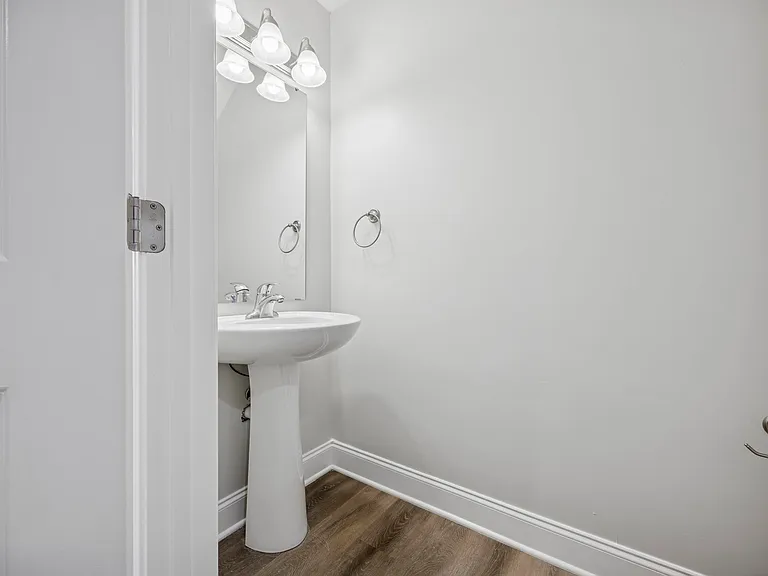 451 Lower Stone Ave #1 — Photo 8