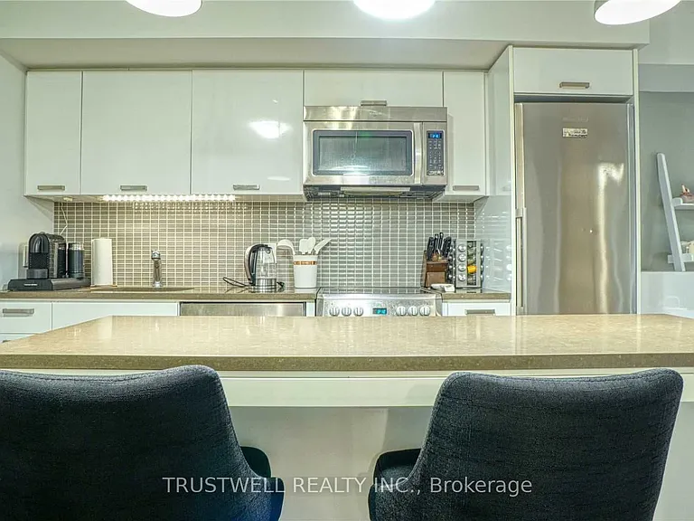 295 Adelaide St W #315 — Photo 6