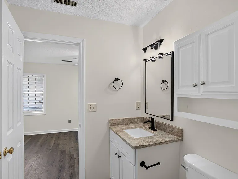 1055 Westfield Trce SE — Photo 26