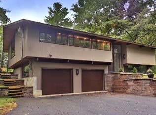 18 Pine Plain Rd, Boxford, MA 01921