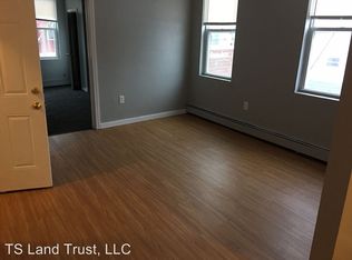 46 Shawmut St #3, Chelsea, MA 02150