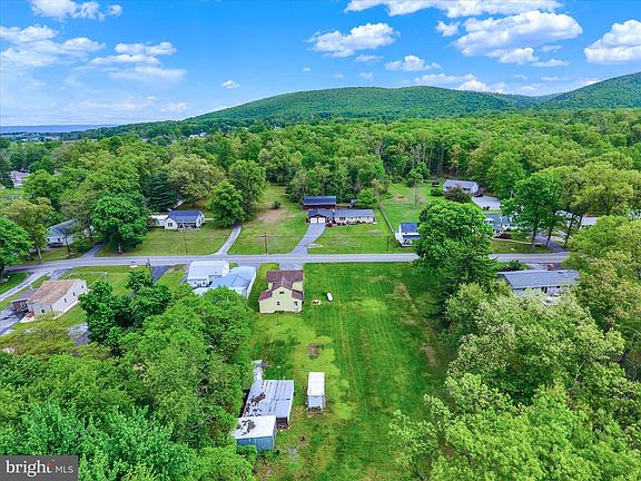 4th image of 4924 Treher Rd