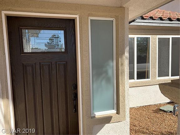 3rd image of 354 John Henry Dr