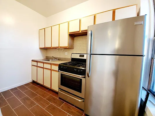 Rented by Brooklyn Property Group LLC | media 4