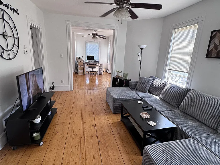 70 Holland St #3 — Photo 9