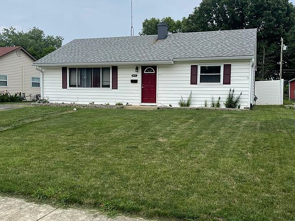3rd image of 471 Carol Dr
