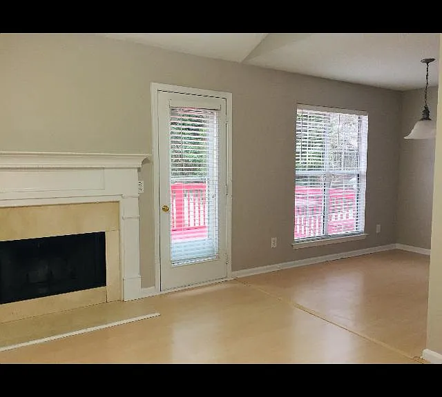 557 Ransom Way — Photo 27