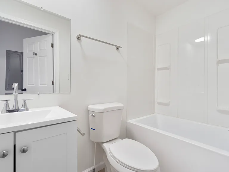 26 S Mulberry St #2R — Photo 5